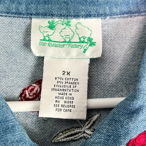 Quacker Factory Vintage Rose Embroidered Denim Button Front Jacket Size 2X - Picture 11 of 15